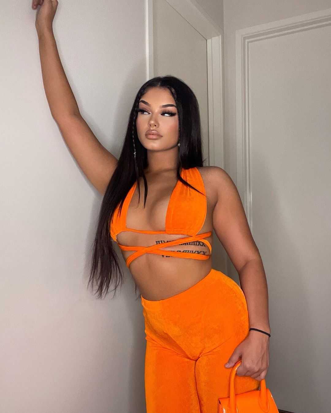 Yaritza Set in Orange