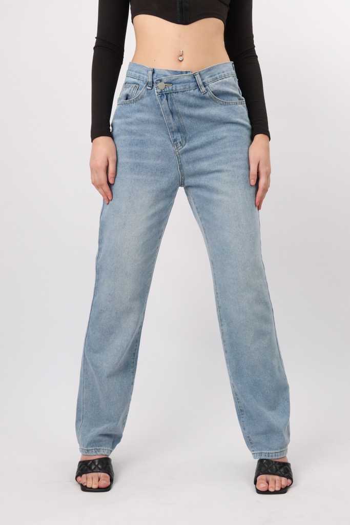 Dante Asymmetric Straight leg Jeans in Blue