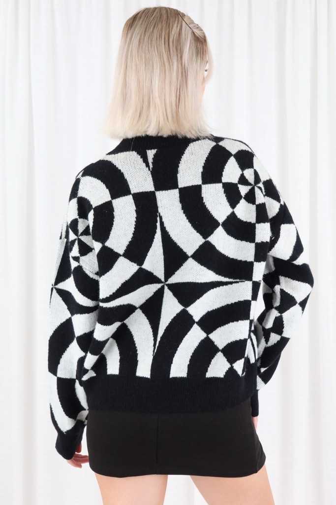 Kenji Geo Knit Jumper in Black