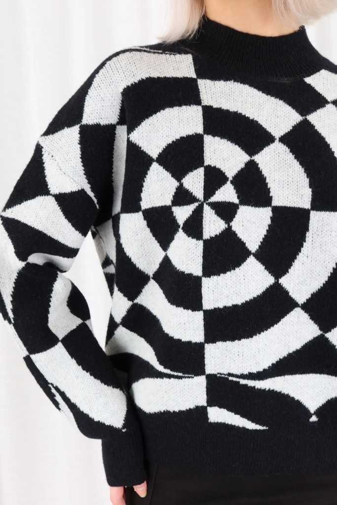 Kenji Geo Knit Jumper in Black