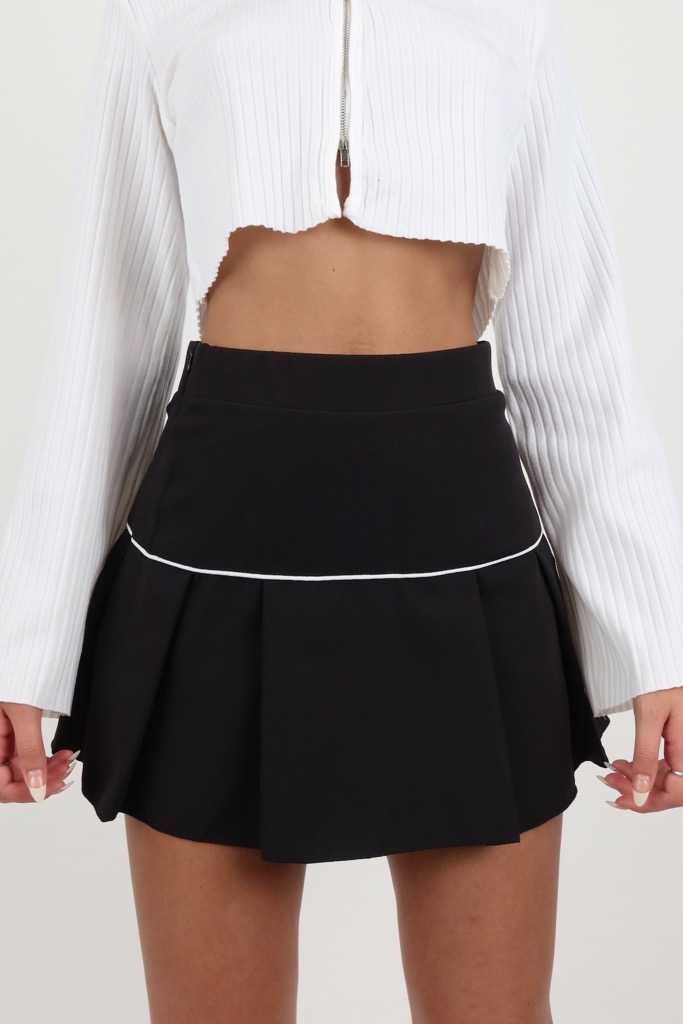 Monica Pleated Mini Skirt in Black