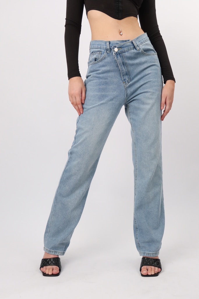Dante Asymmetric Straight leg Jeans in Blue